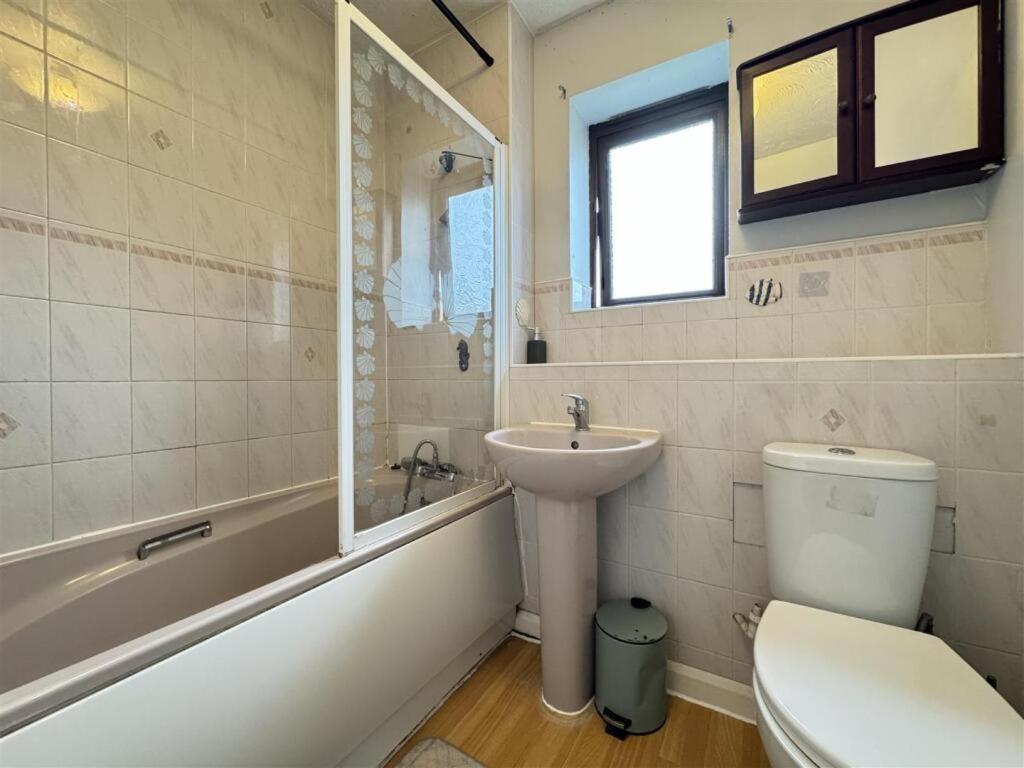Clove, 3-4 Bed House With Garden, Free Parking, Sleeps 9 In Grays & Chafford Hundred Stifford Eksteriør bilde